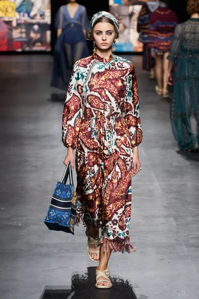 Look 81